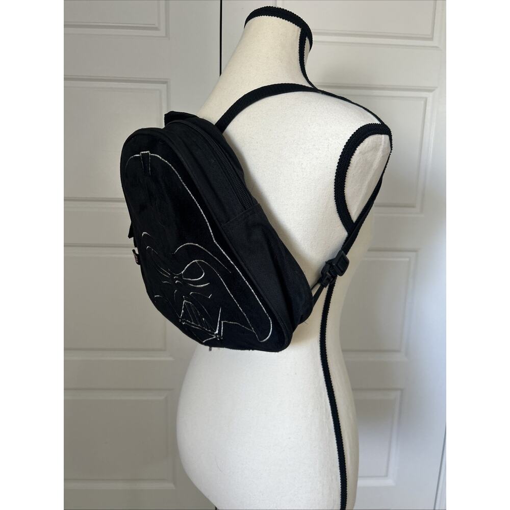 STAR WARS Darth Vader Mini Backpack - Picture 2 of 6
